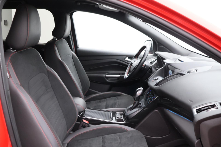 Ford Kuga 2.0 TDCi 132kW AWD ST-Line