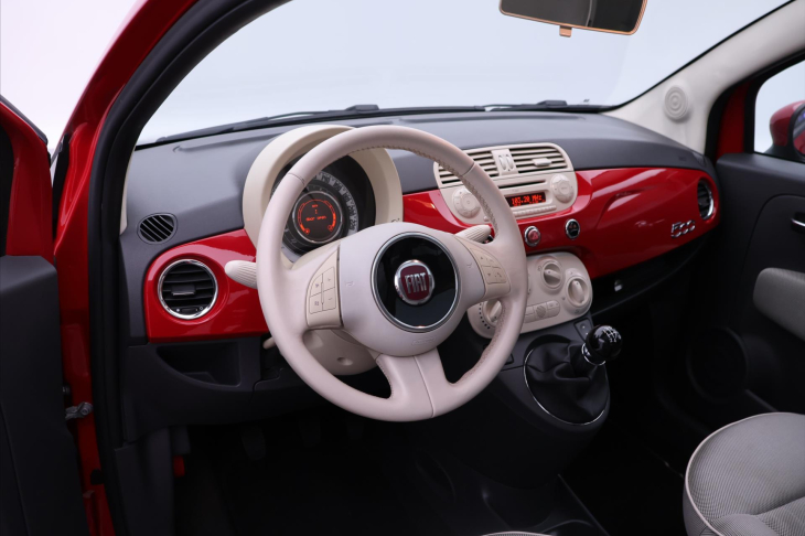 Fiat 500 1.2 i 69k CZ Lounge Serv.Kniha