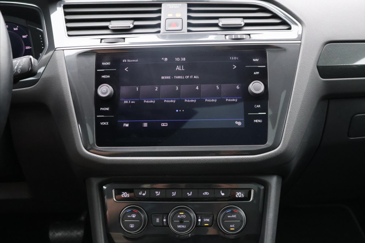 Volkswagen Tiguan Allspace 2,0 TSI 162kW DSG 4M LED 1.Maj