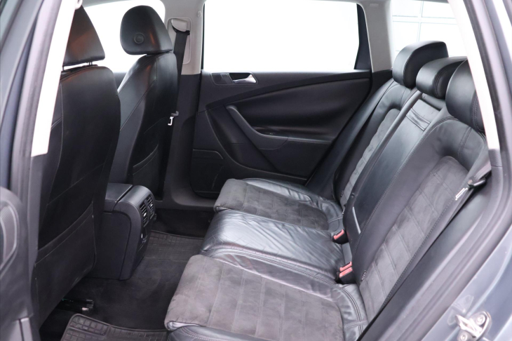 Volkswagen Passat 2,0 TDI 103kW Highline 1.Maj