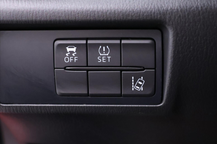 Mazda MX-5 1,5 Skyactiv 96kW Challenge