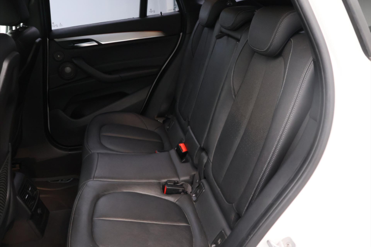 BMW X1 2,0 20d 140kW xDrive Kůže Navi