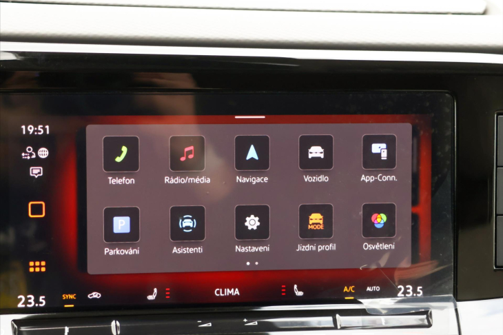 Volkswagen Multivan 2,0 TDI DSG Long Style 7-Míst