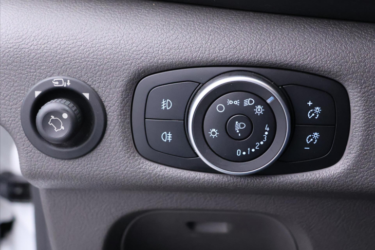 Ford Transit 2,0 TDCi 96kW 350 L2 DPH CZ