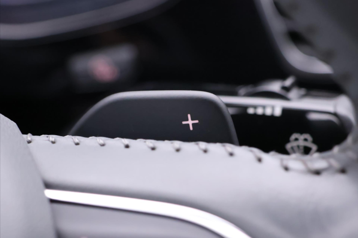 Audi A8 4,2 FSI 273kW Quattro Tiptronic