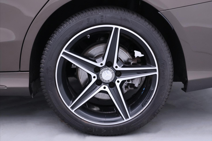 Mercedes-Benz Třídy C 2,1 250d 150kW 4Matic CZ DPH
