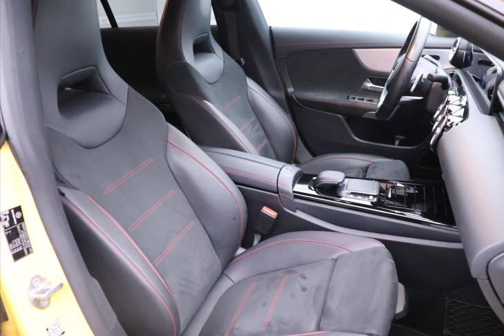Mercedes-Benz CLA 2,0 220d 140kW AMG CZ DPH