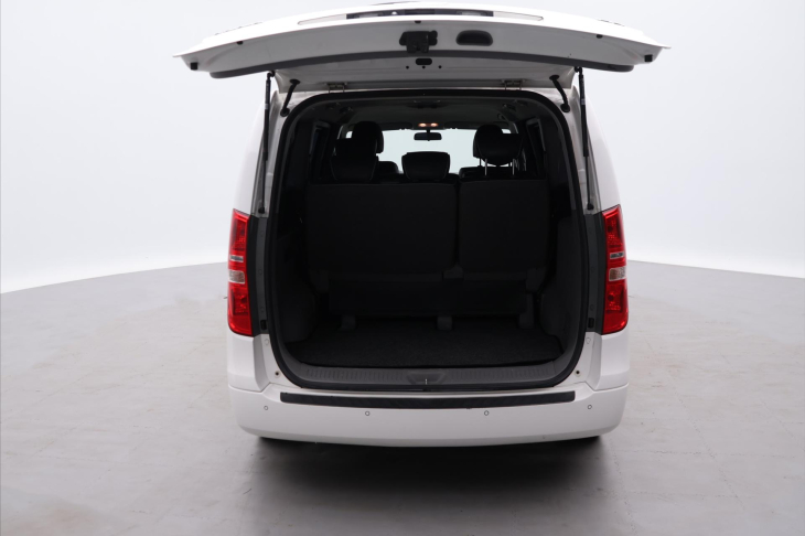 Hyundai H 1 2,5 CRDi 125kW Automat Tour Starex