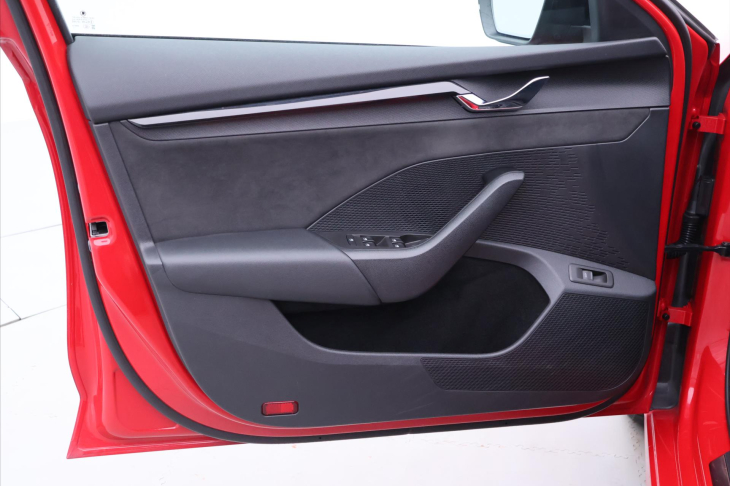 Škoda Octavia 2,0 TDI RS 147kW DSG 4X4 CZ