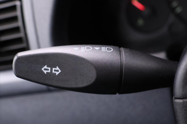 Ford Tourneo Connect 1,8 TDCi 81kW 110 Sport