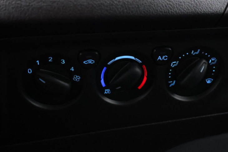 Ford Transit Custom 2,2 TDCI 92kW L2H2 9-Míst DPH