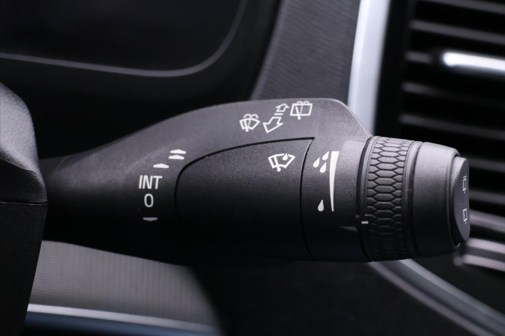 Volvo XC90 2,0 L 173kW D5 R-Design AWD DPH