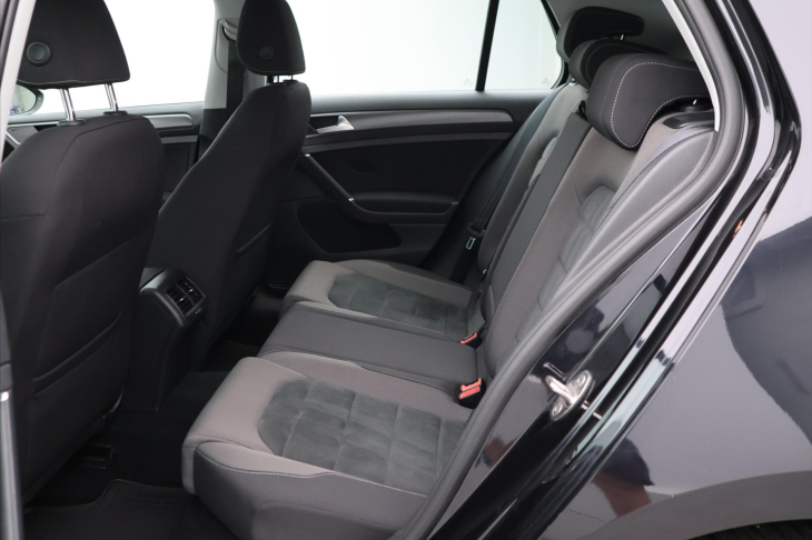 Volkswagen Golf 1,4 TSI 92kW CZ Comfortline