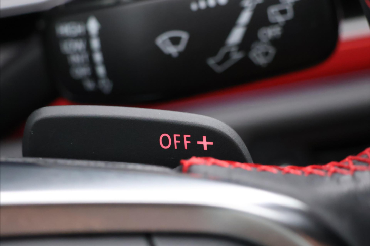 Volkswagen Polo 2,0 TSI GTI DSG Virtual Matrix