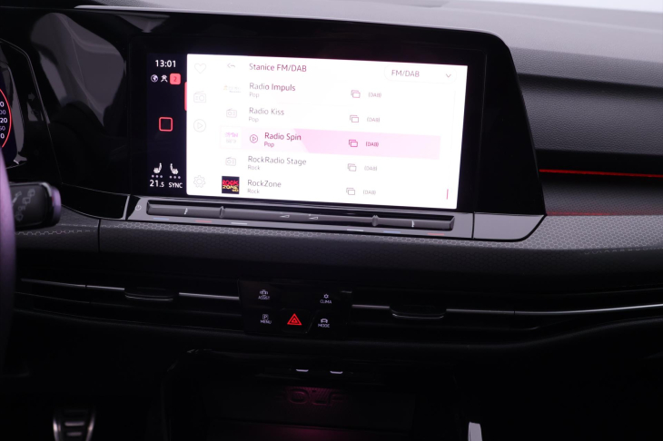 Volkswagen Golf 2,0 TSI GTI 180kW Virtual DPH