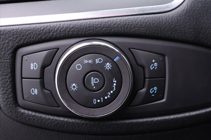 Ford Galaxy 2,0 TDCi 140kW Titanium 7-Míst