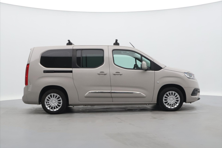 Toyota ProAce 1,5 D-4D 96kW Shuttle DPH CZ L2