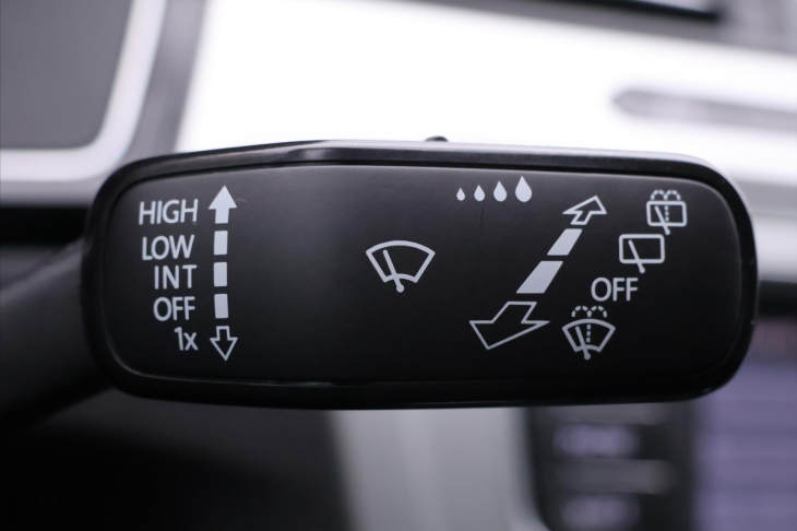 Volkswagen Passat 2,0 TDI 110kW DSG Comfort Navi