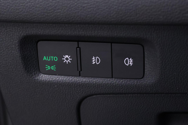 Škoda Octavia 2,0 TDI 147kW DSG Scout DPH