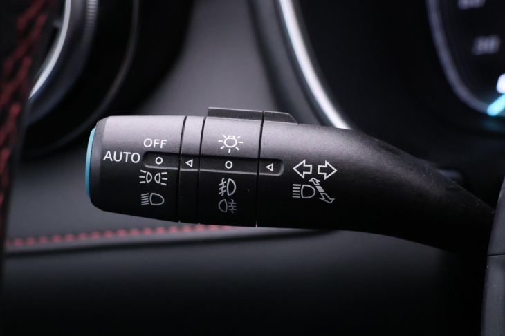 MG HS 1,5 TGI 119kW CZ Elegance 1Maj