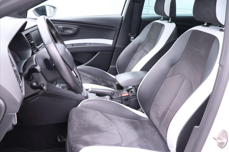 Seat Leon 2,0 TSI 213kW DSG Cupra Pano