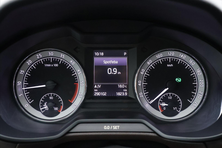 Škoda Octavia 2,0 TDI 135kW L&K DSG 4x4 CZ DPH