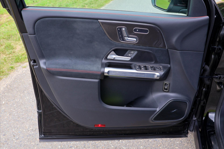 Mercedes-Benz GLB 2,0 200d 4Matic AMG Premium