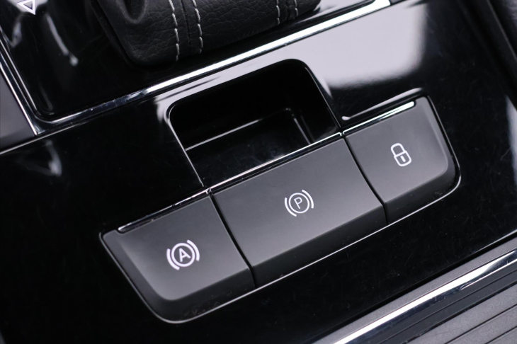 Škoda Superb 2,0 TDI 140 kW Sportline DSG