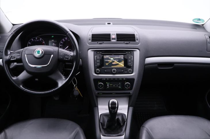 Škoda Octavia 1,4 TSI Elegance Plus Xenon