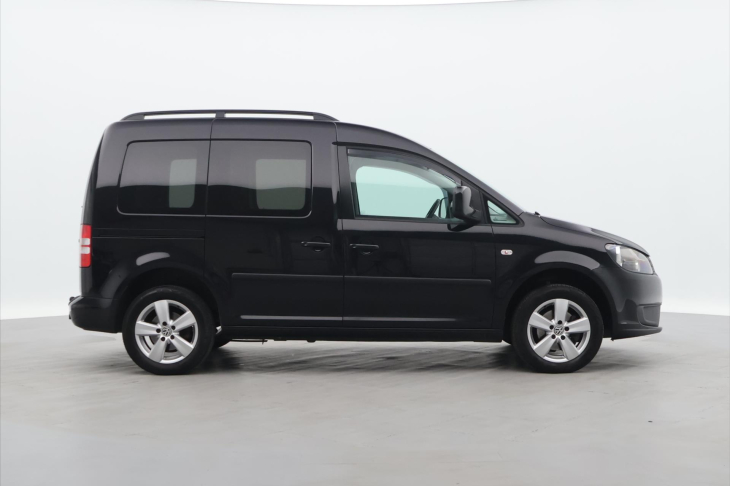 Volkswagen Caddy 1,6 TDI 75kW DSG Tažné Serv.Kn