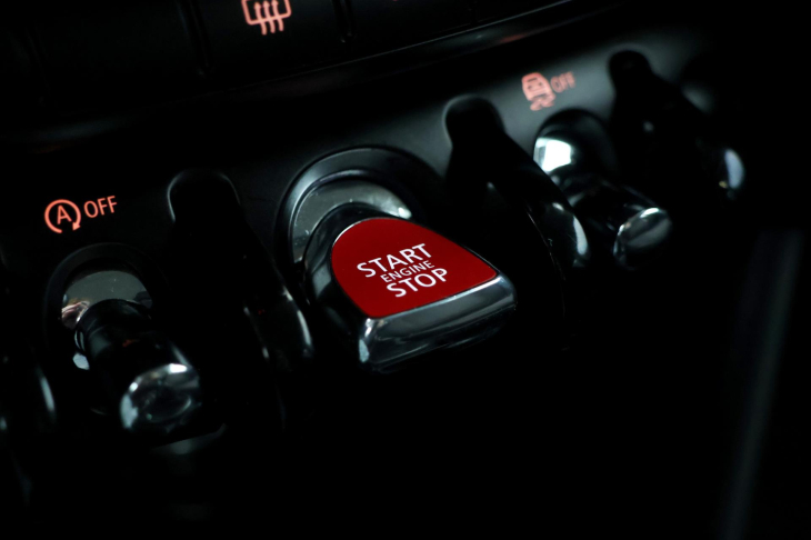 Mini Cooper 1,5 100kW CZ DPH LED