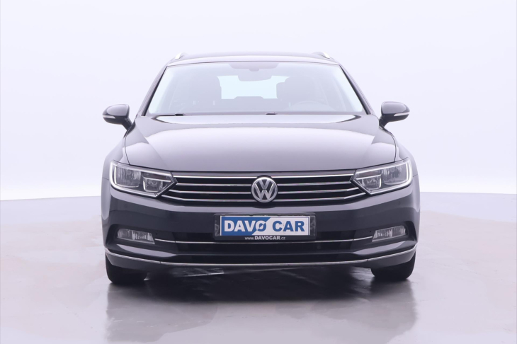 Volkswagen Passat 2,0 TDI DSG CZ Highline DPH