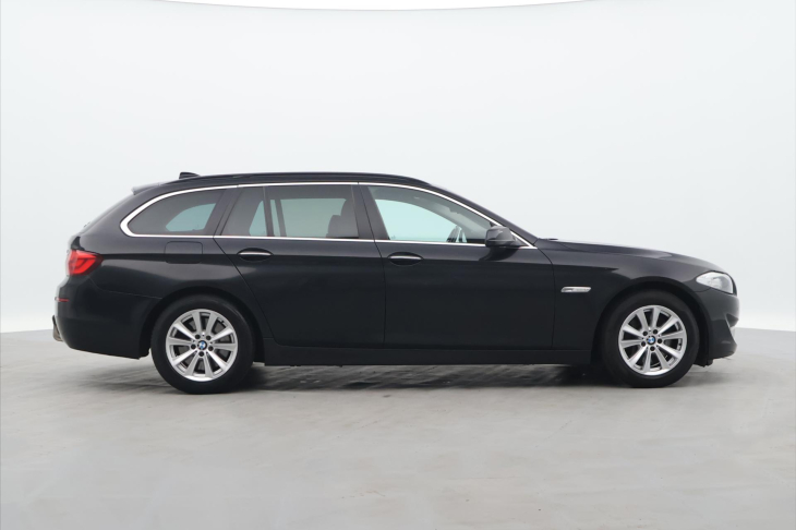 BMW Řada 5 3,0 530d 190kW Touring