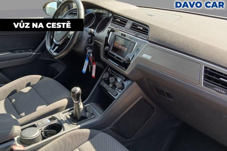 Volkswagen Touran 1,4 TSI 110kW LED 7-Míst 1.Maj.