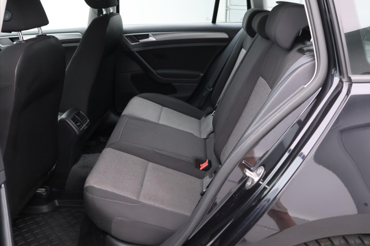 Volkswagen Golf Variant 1,6 TDI 77kW Aut.klima Navi