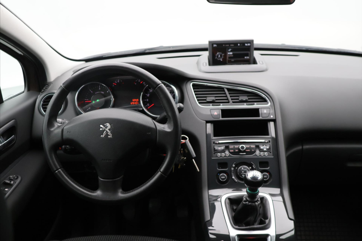Peugeot 5008 1,6 HDI 88kW Allure 7-Míst DPH