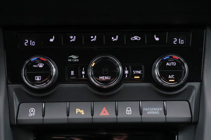 Škoda Karoq 2,0 TDI 110kW Style Matrix DPH