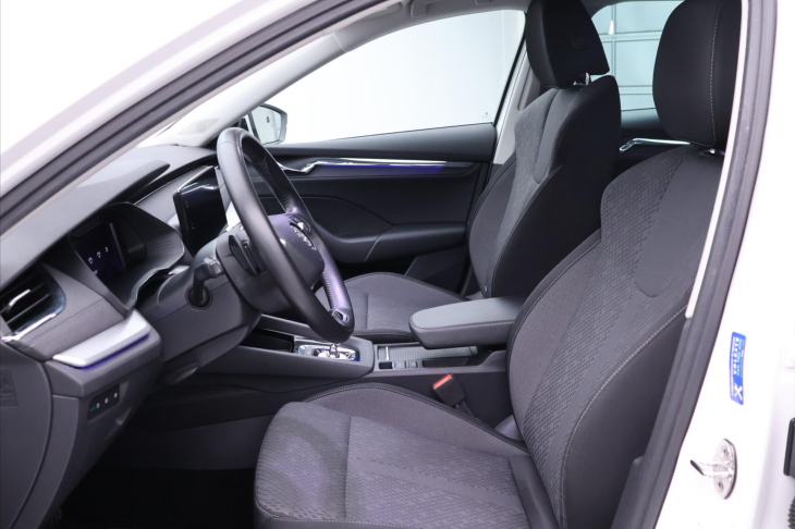 Škoda Octavia 2,0 TDI DSG Style Matrix DPH