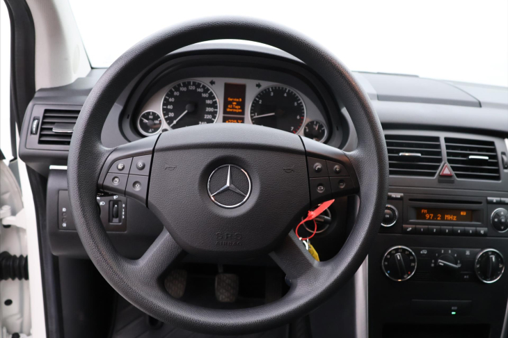 Mercedes-Benz Třídy B 1,5 160 70kW CZ Klima 82.300km