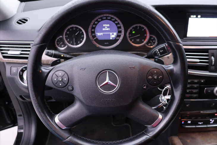 Mercedes-Benz Třídy E 3,0 350CDI 170kW Automat Navi