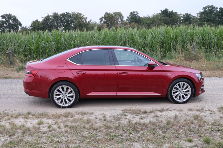 Škoda Superb 2,0 TSI 206kW DSG 4x4 CZ L&K