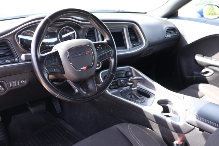 Dodge Challenger 3,6 V6 227kW Automat SXT