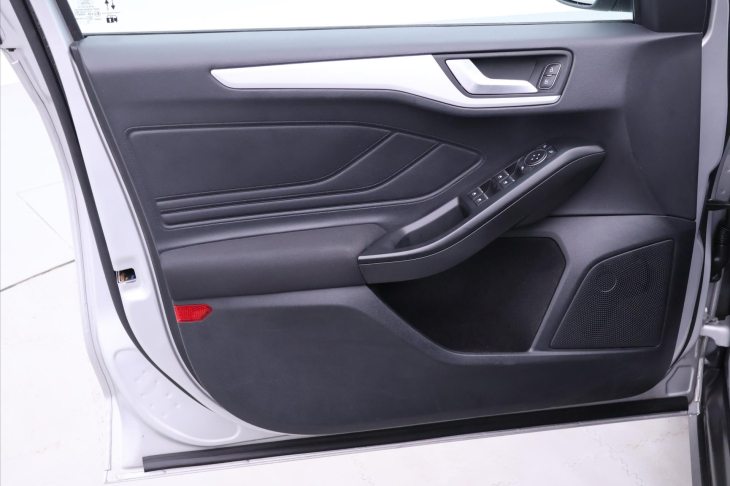 Ford Focus 1,0 EcoBoost 92kW Trend CZ DPH
