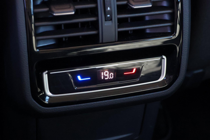 Volkswagen Passat 2,0 TDI DSG Matrix Virtual DPH