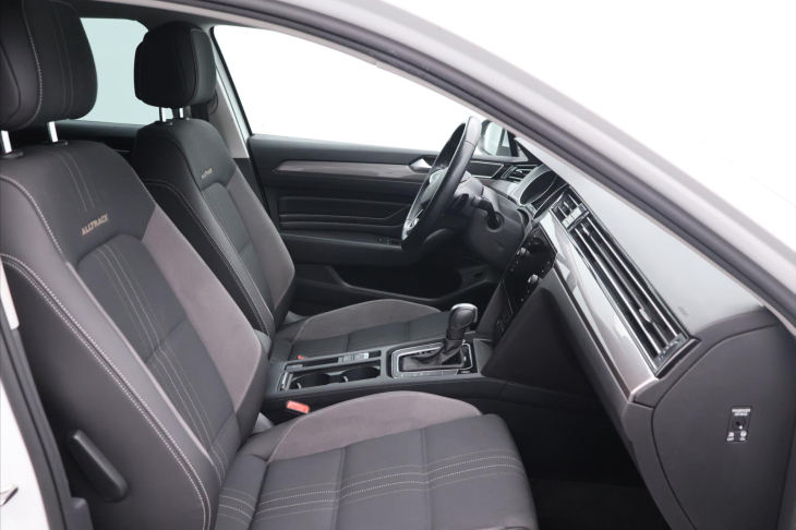 Volkswagen Passat 2,0 TDI 147kW 4M DSG CZ Alltrack