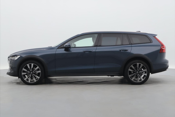 Volvo V60 2,0 145kW D4 4x4 DPH Cross Country
