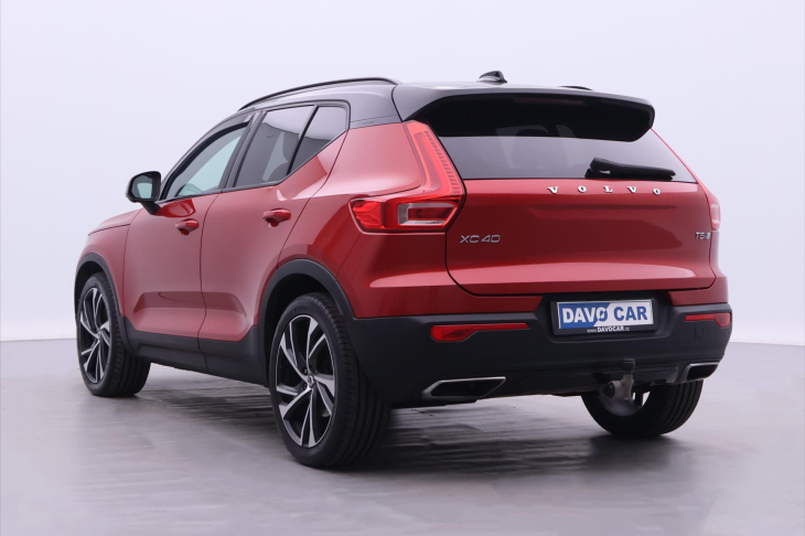 Volvo XC40 2,0 182KW R-DESIGN Kamera DPH