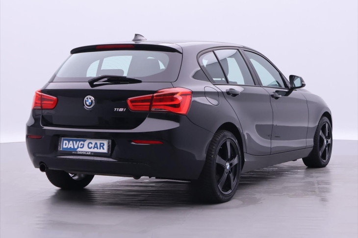 BMW Řada 1 1,5 118i 100kW Klimatizace