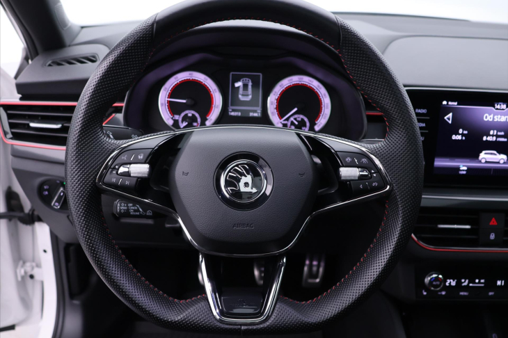 Škoda Kamiq 1,5 TSI 110kW Monte Carlo Pano