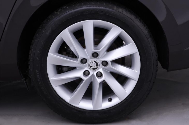 Škoda Superb 2,0 TDI 110kW Style DSG CZ DPH